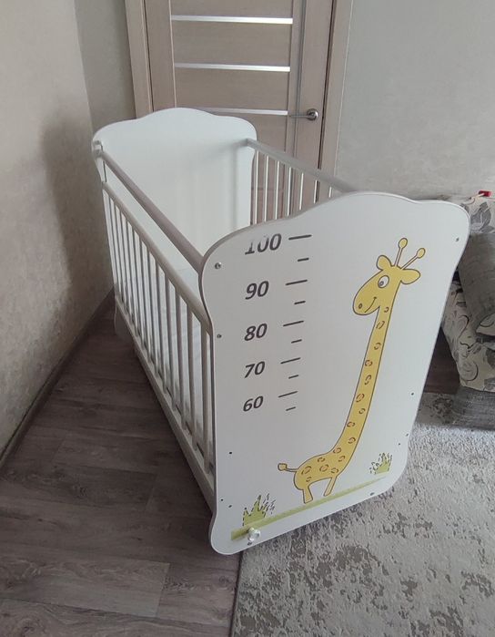 Продам детскую манеж-кровать