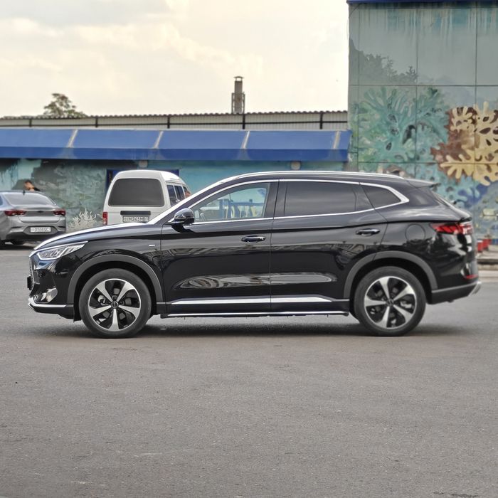 BYD Song Plus DM-i AWD, 2023/2024, в идеальном состоянии