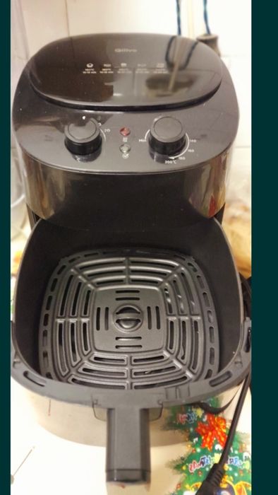 VÎND AIR FRIER, nou f.etuchetă.