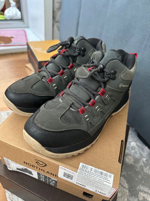 Продам ботинки муж