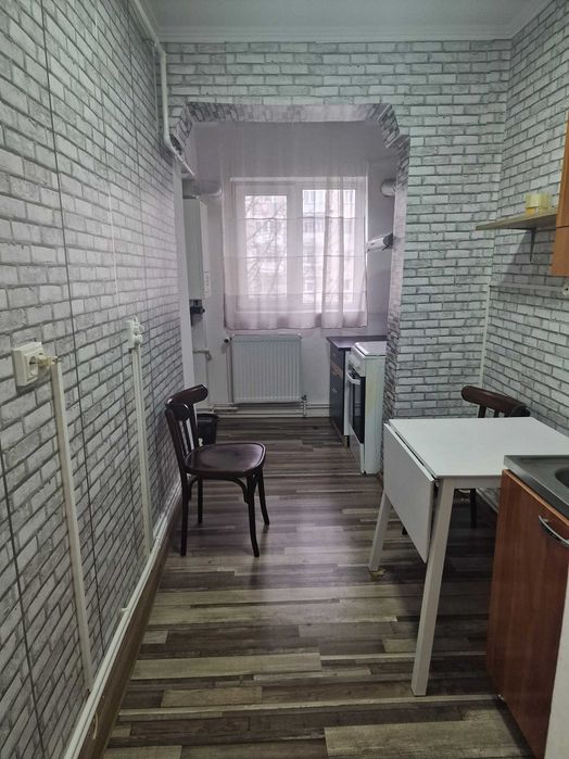 Garsonieră de închiriat – Giurgiu | Centrală proprie | Aer condiționat