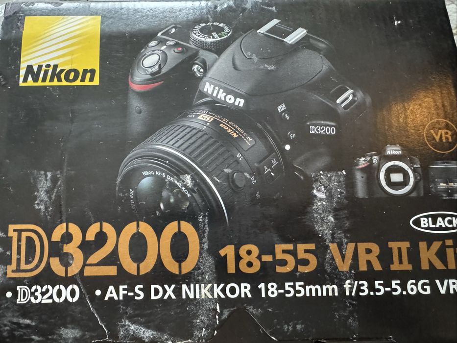 Nikon D3200 - само разопакован