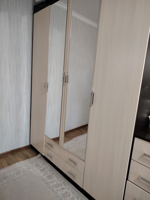 Продам спальни гарнитур