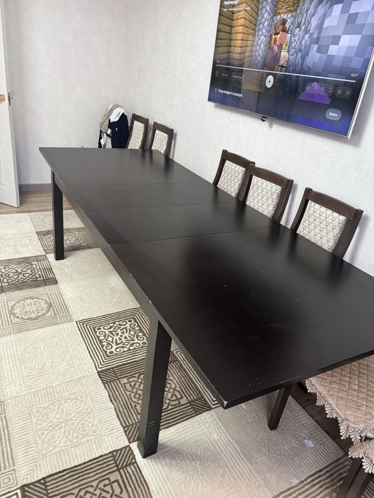 Продается Стол В хорошем качестве