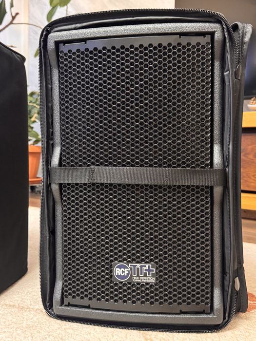 Rcf TT 08 A2 NOI cu  garantie completa in RO 3 ani