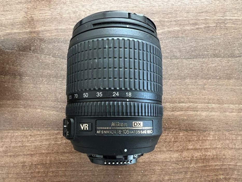 Объектив Nikon 18-105mm