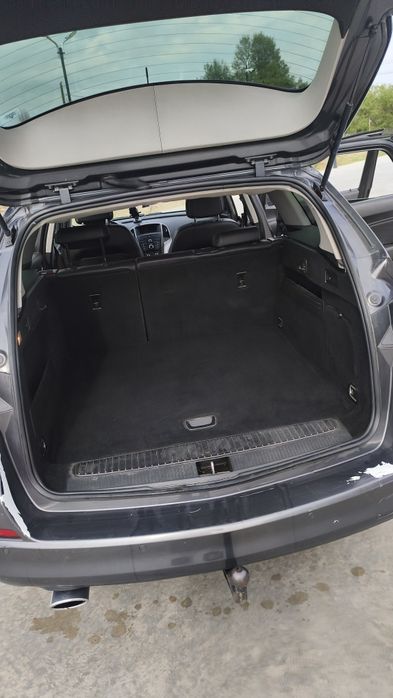 Se vinde Opel Astra j