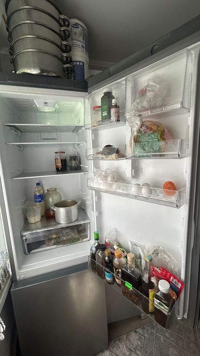 Продается холодильник