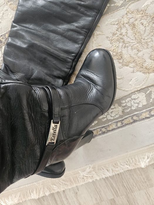 Сапоги весна - зима 37 размер срочно