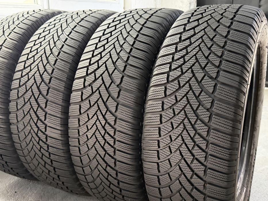 215/60/16 Bridgestone 4Броя: 170€ 7мм
