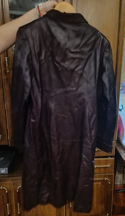 Плащ кожаный продам