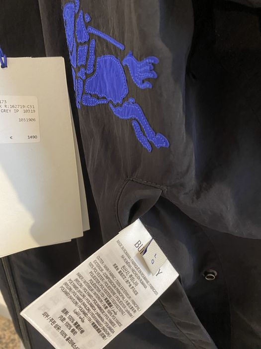 Geaca originala Burberry, reversibila/doua fete, noua cu eticheta