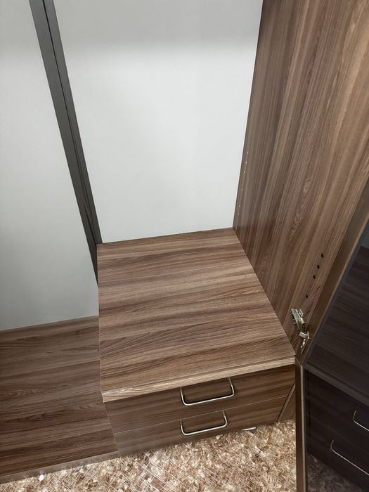 Шифоньер/шкаф в спальню