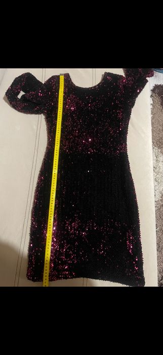 Пайетена рокля s размер 20лв