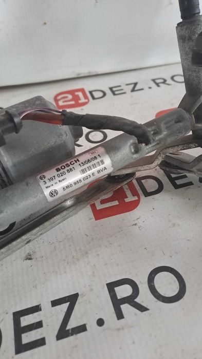 Ansamblu stergatoare cu motoras VW Golf 5 Plus / stanga dreapta 5m0955