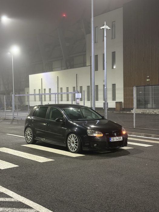 Se vinde golf 5