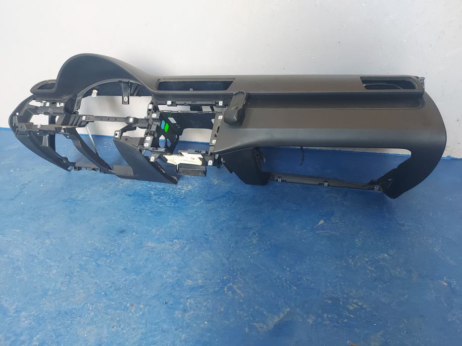 Plansa bord +airbag pasager vw Passat b6