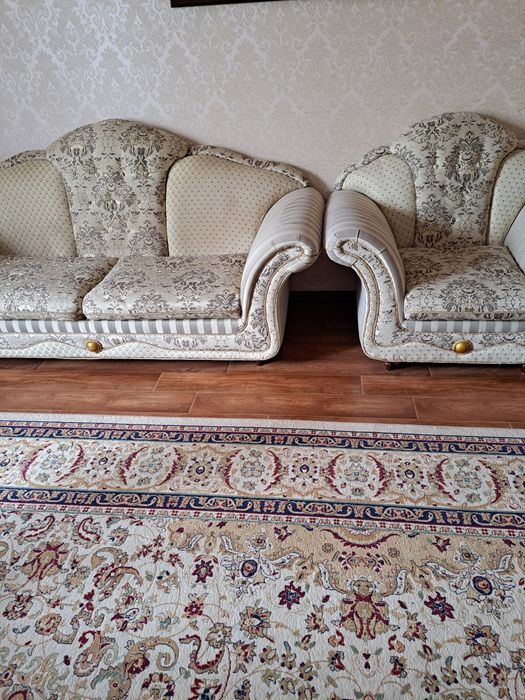 Продам диван, кресло 3+2+1