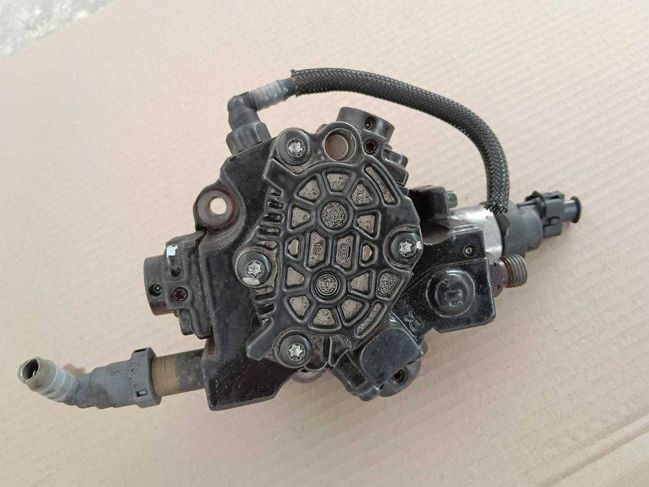 Pompa injectie Jaguar XF 2.2 D cod 0445010139