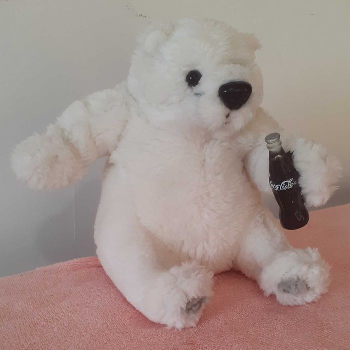 Игрушка мягкая (Медведь с Кока Кола)