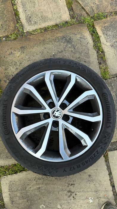 Летни гуми и джанти от 2019 Шкода Октавиа 225/45/17