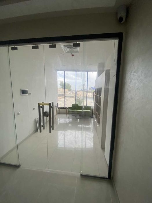 Продаётся срочно 13 м2 магазин, готовый