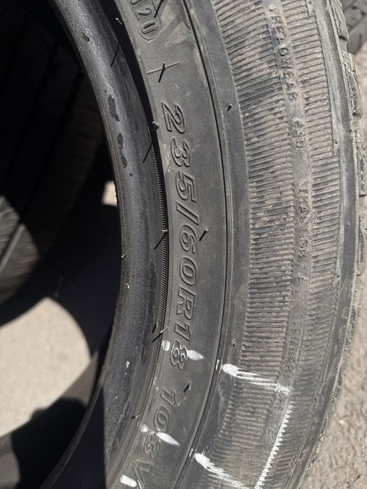 Продаю шины летние на 18