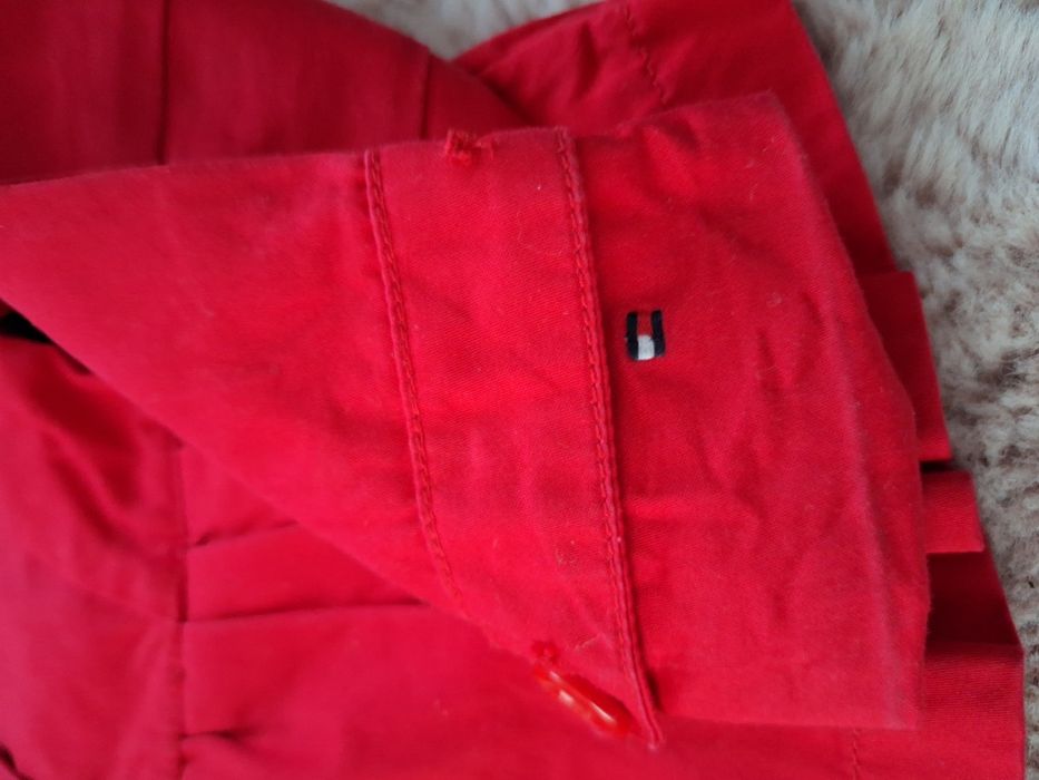 Palton Tommy Hilfiger 6-7 ani livrare gratuita