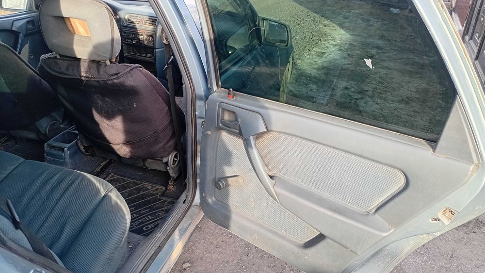 Opel Vectra а 1.8л