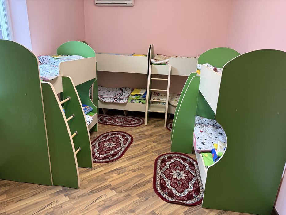 Детские двухэтажные кроватки