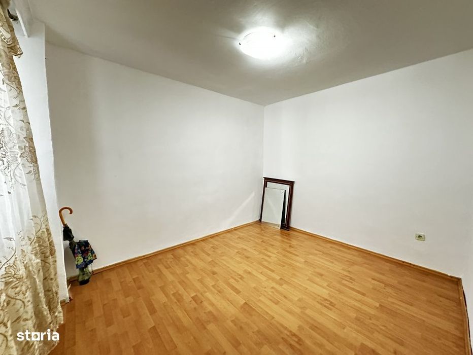 Apartament 3 camere | Decomandat | 62 mp. | Ampoi 3 | 2 Balcoane | Mob