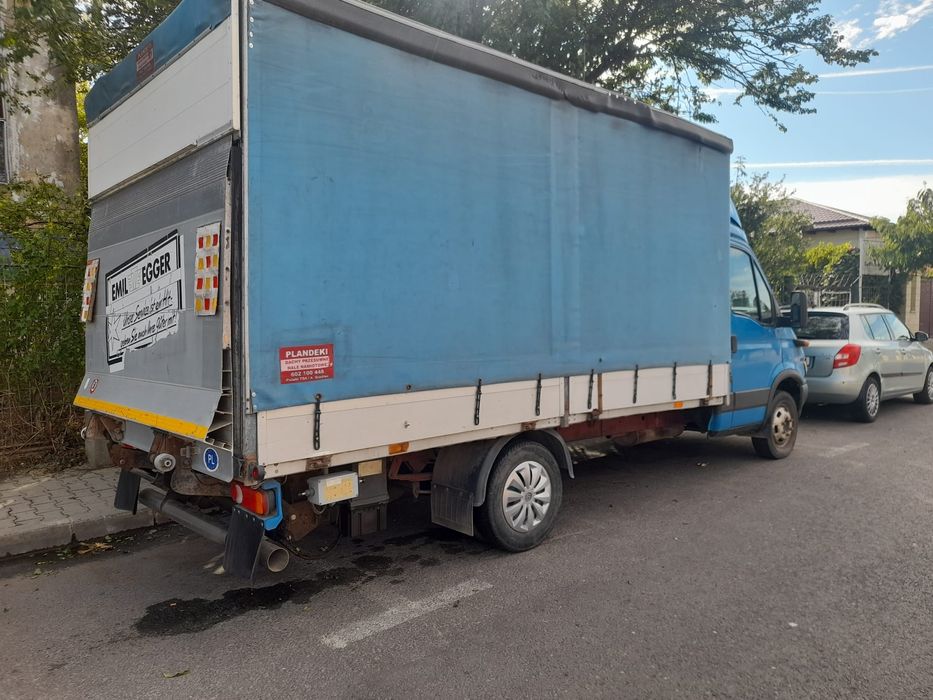 Iveco daily  2003 motor 2.8 145 cp