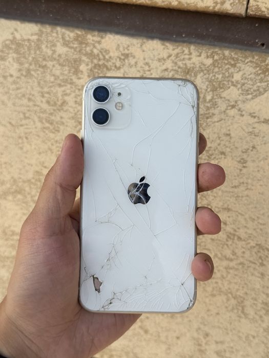 Iphone 11 белый 128 гб