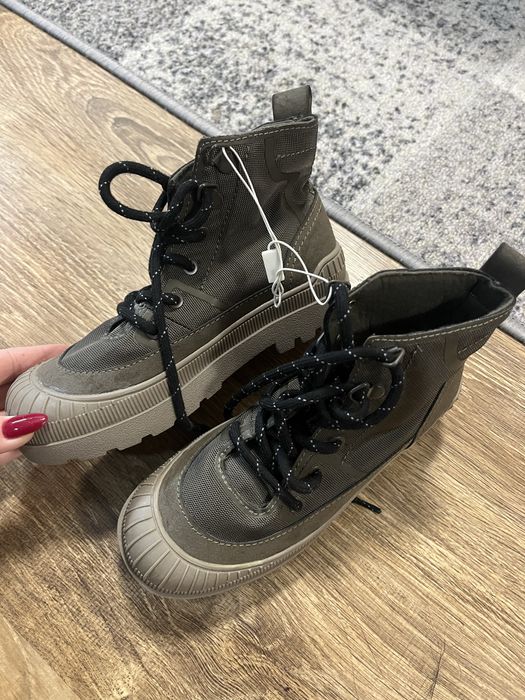 кецове унисекс Zara