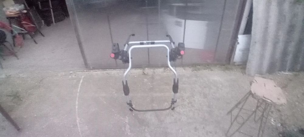 Suport haion auto 3 biciclete Thule