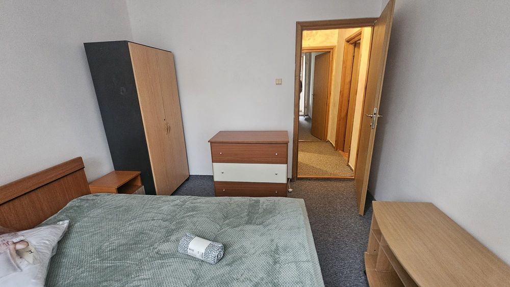 apartament de inchiriat