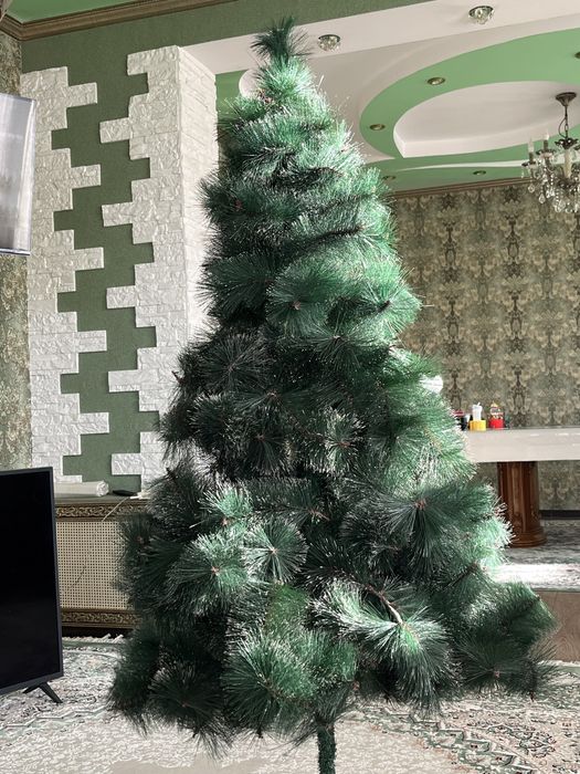 Новогодняя пушистая елка