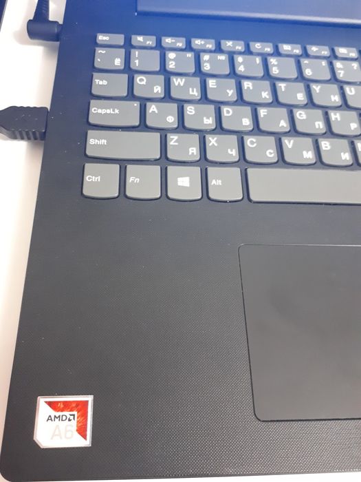Продам ноутбук Lenovo AMD6