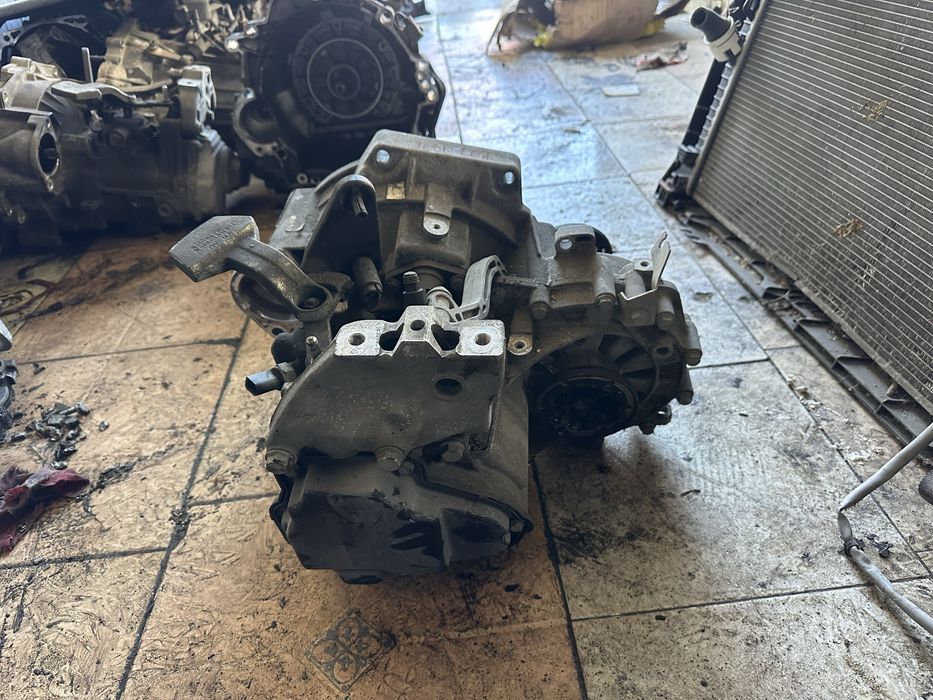 Ръчна кутия за 1.6tdi-105 след 2010г Шкода,VW - LUB код на кутията!