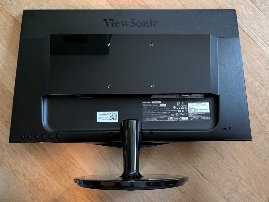 Монитор 24 инча ViewSonic 2 броя