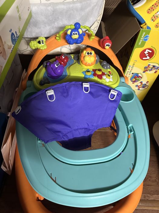 Продам ходунки от chicco