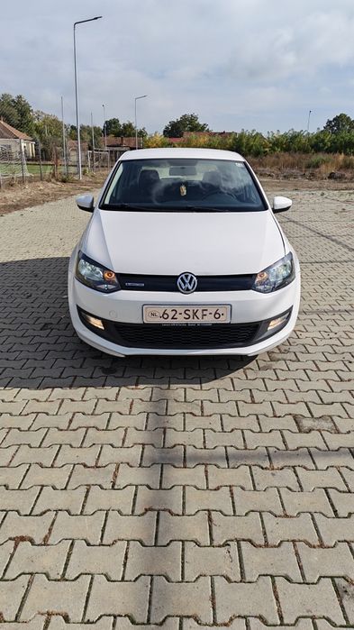VOLKSWAGEN Polo 2011 — imagine 3