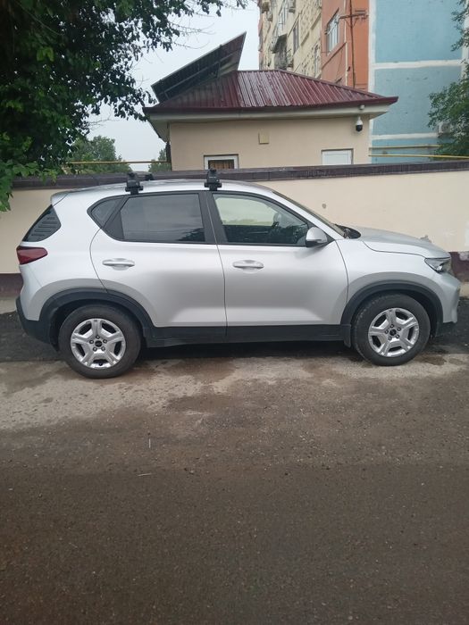 Продаю Kia sonet 2025