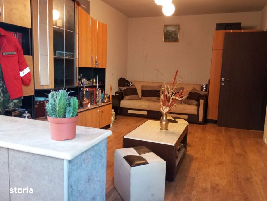 De vanzare apartament cu 2 camare decomandat Manastur — fotografia 1