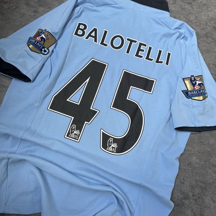 Tricou fotbal Manchester City 2011/12 Balotelli #45 Umbro Home Jersey marimea  M Premier League