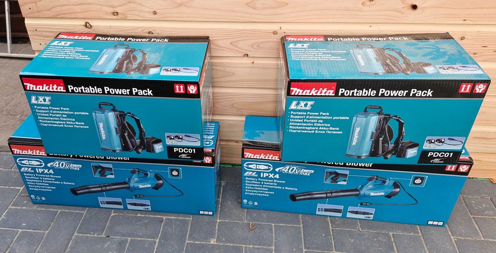 Statia de baterii PDC01 cu adaptor 2x18v si suflanta UB001CZ
