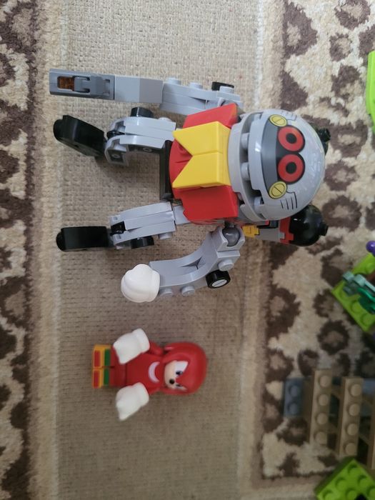 Продам набор лего соник