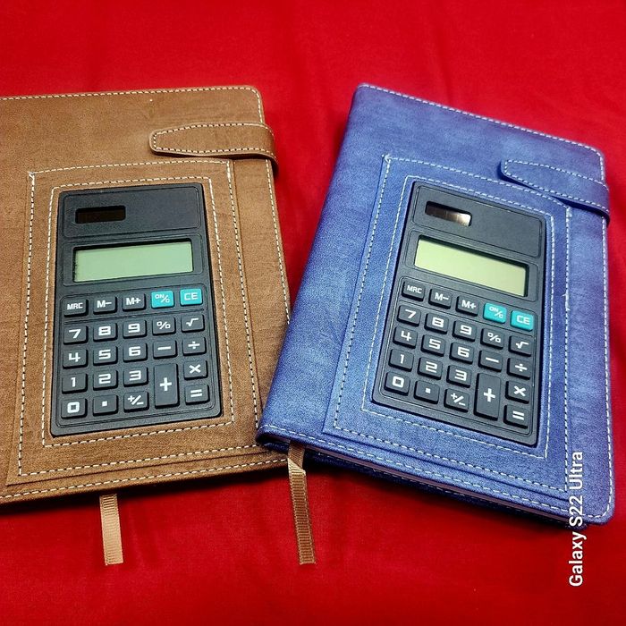 Блокнот с встроенным калькулятором