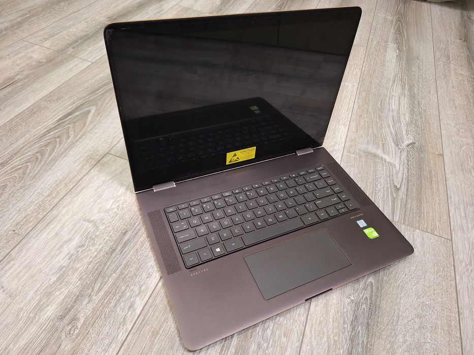 Лаптоп HP 15-bio12dx ,за части