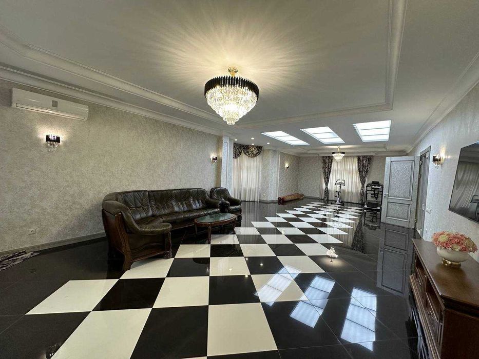 Сдаю участок Юнусабадском районе 4 квартал ориентир Посольство США